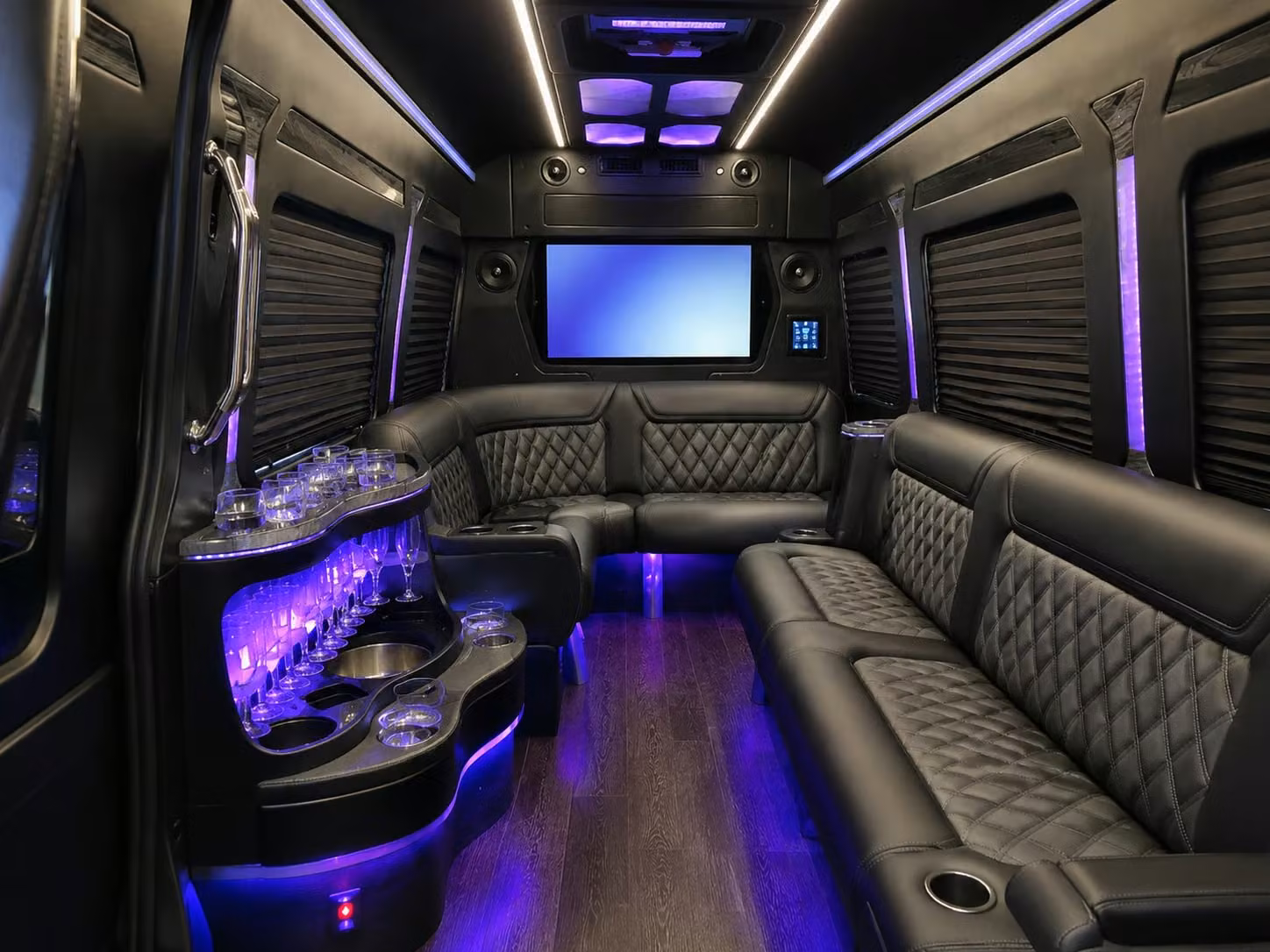 busrentalhayward com can help you lock in hayward prom transportation before the good buses are gone
