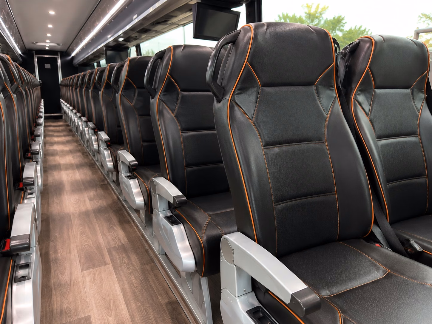 busrentalhayward com makes finding minibuses and party buses for east bay sports events easy