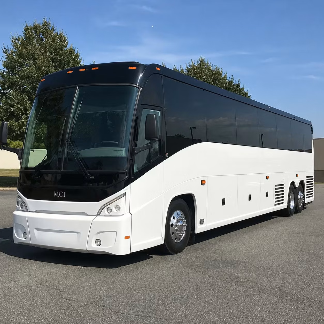 choose the right long distance bus for your hayward group and book without the runaround